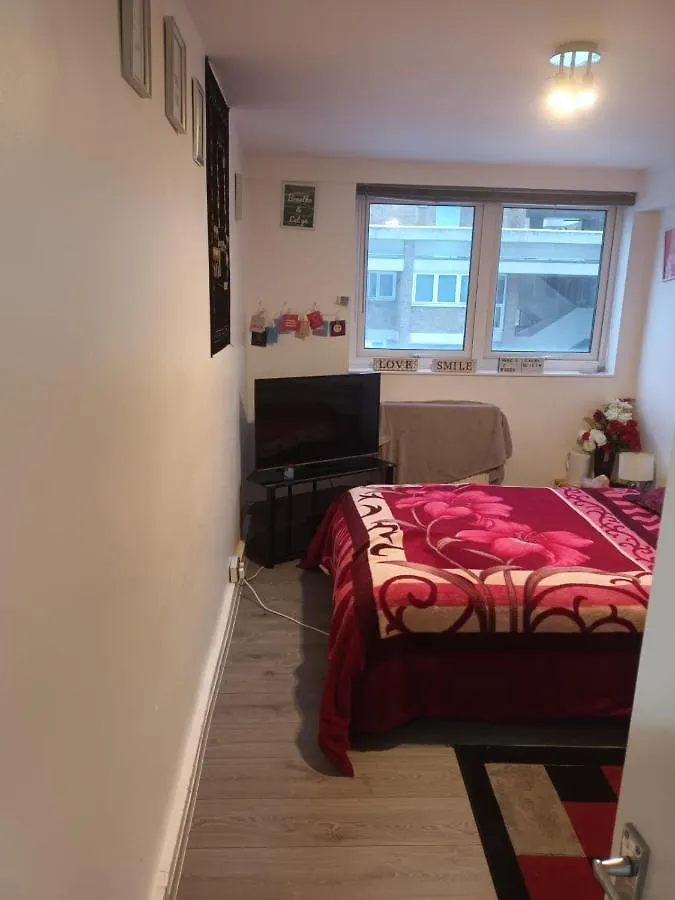 A Room For Male To Share With Another Male Adult London 0*,  United Kingdom